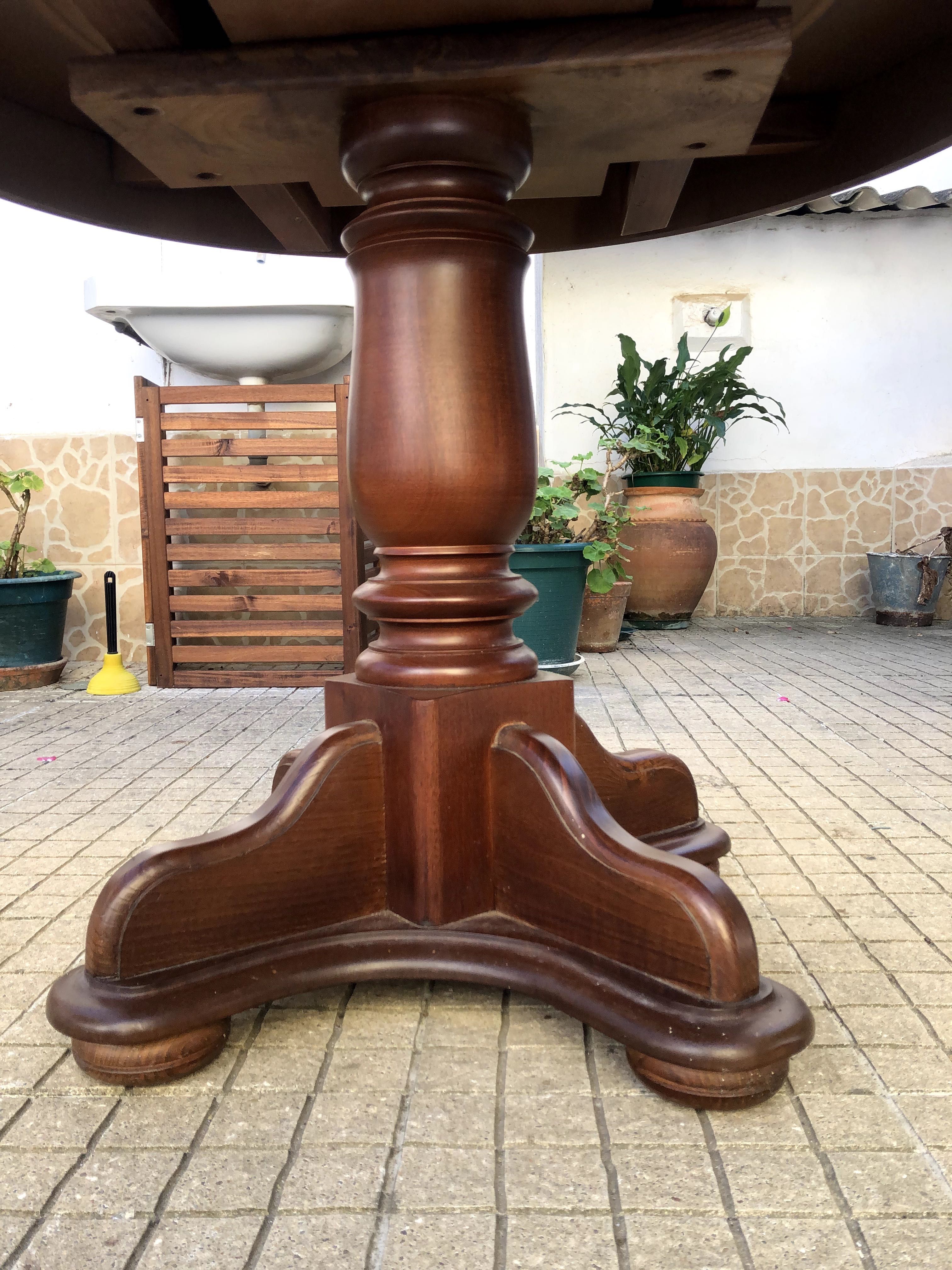 mesa de jantar com cadeiras bom estado