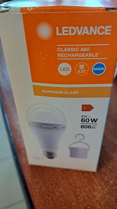 Світлодіодна, акумуляторна, лампа LED LEDVANCE LED A60 8W 806Lm