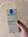 Зволожуюча матуюча себорегулююча емульсія
La Roche-Posay Effaclar MAT
