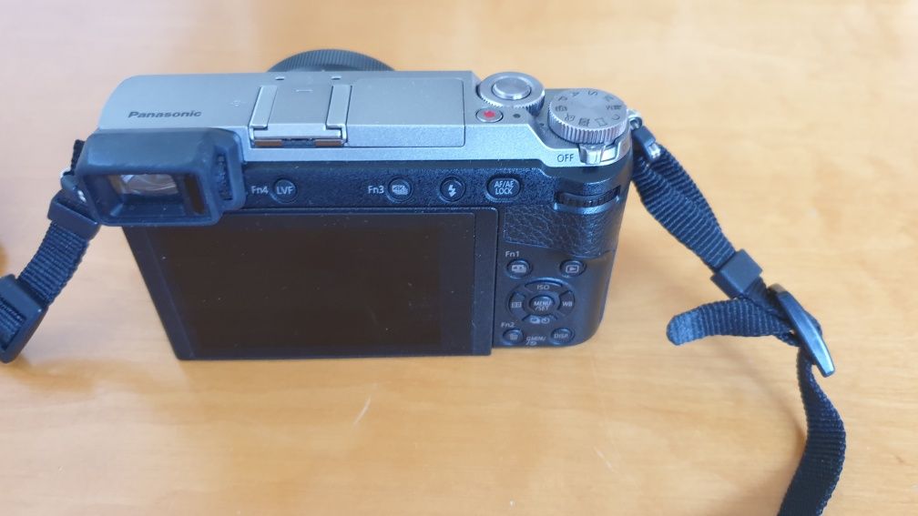 Panasonic DMC-GX80K z dodatkowym obiektywem Panasonic 25mm F1.7 APSH
