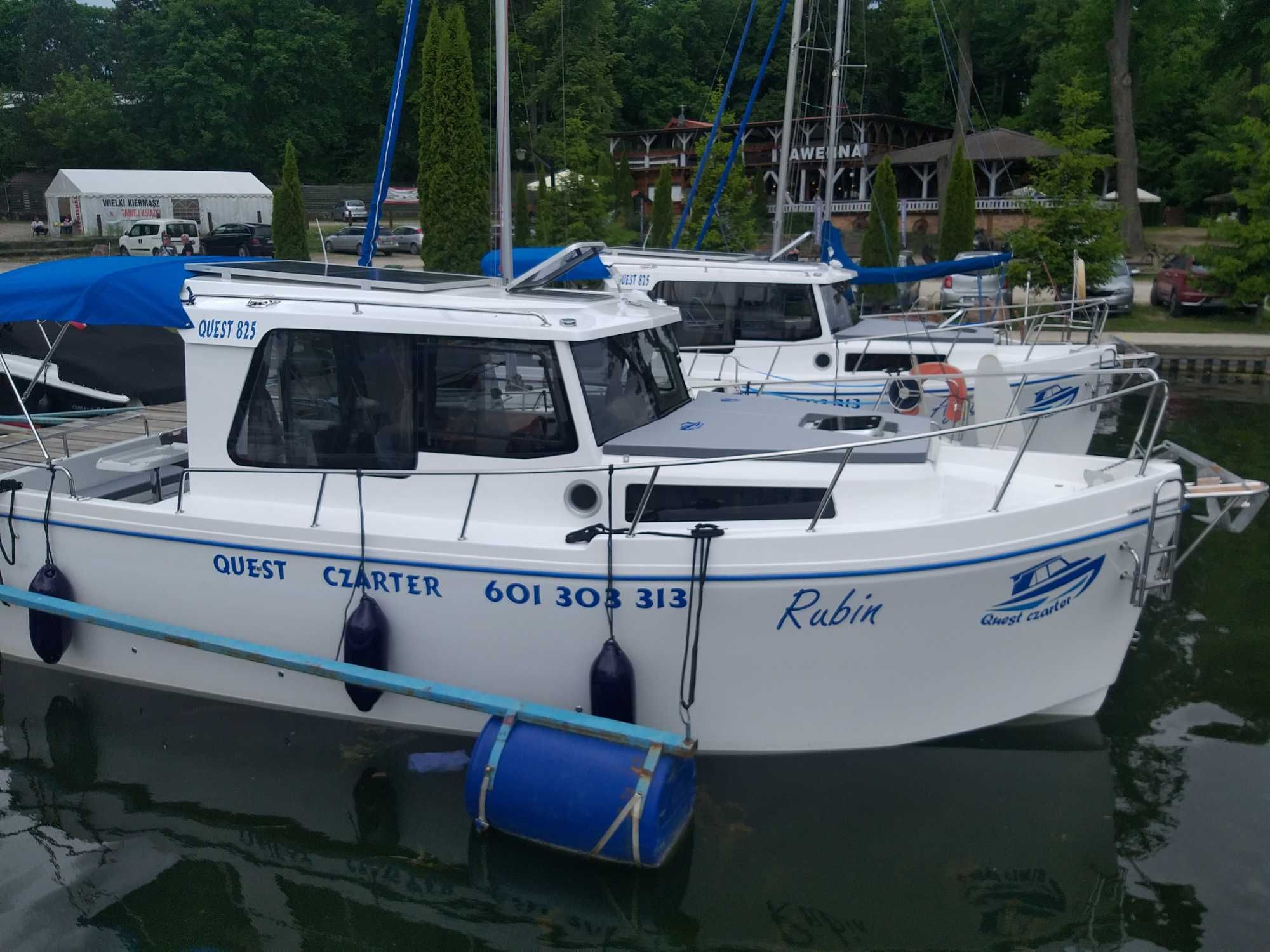 Wynajem houseboat czarter łodzi motorowej Jacht motorowy Quest 825