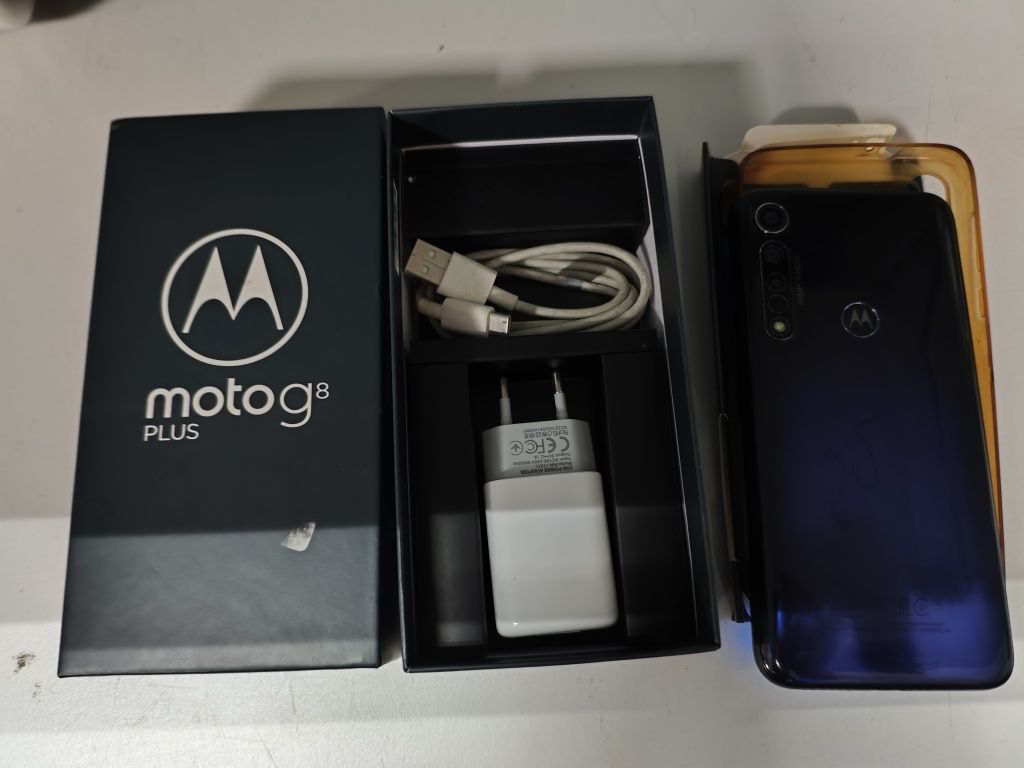 Мобільний телефон Motorola G8 Plus 4/64GB, NFC, type c, android 10