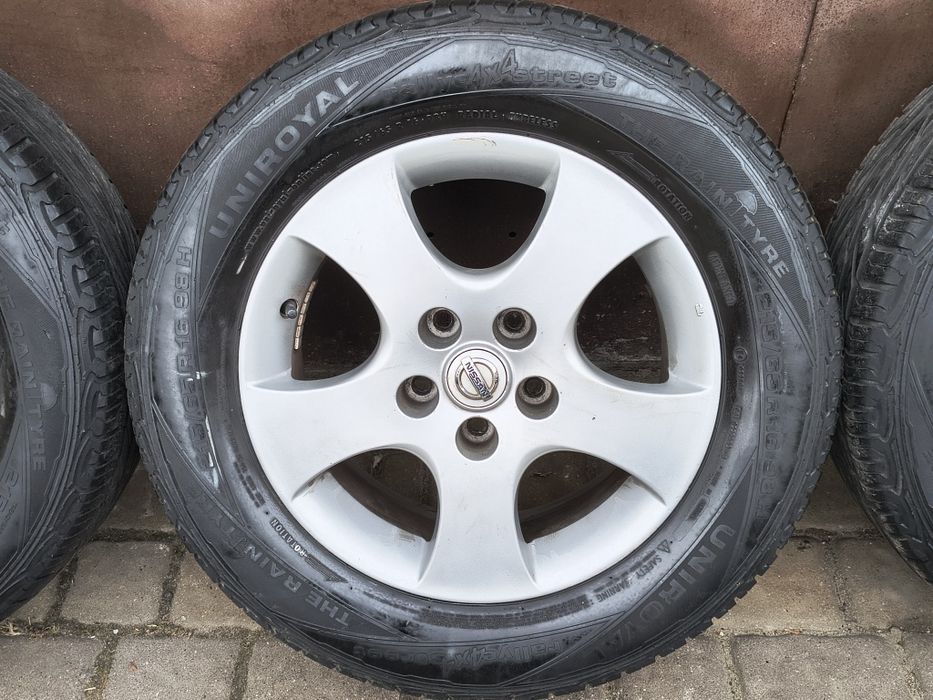 Felgi z oponami Nissan X-trail 5x114,3 opony 6,5mm 215/65/16 r16 suv