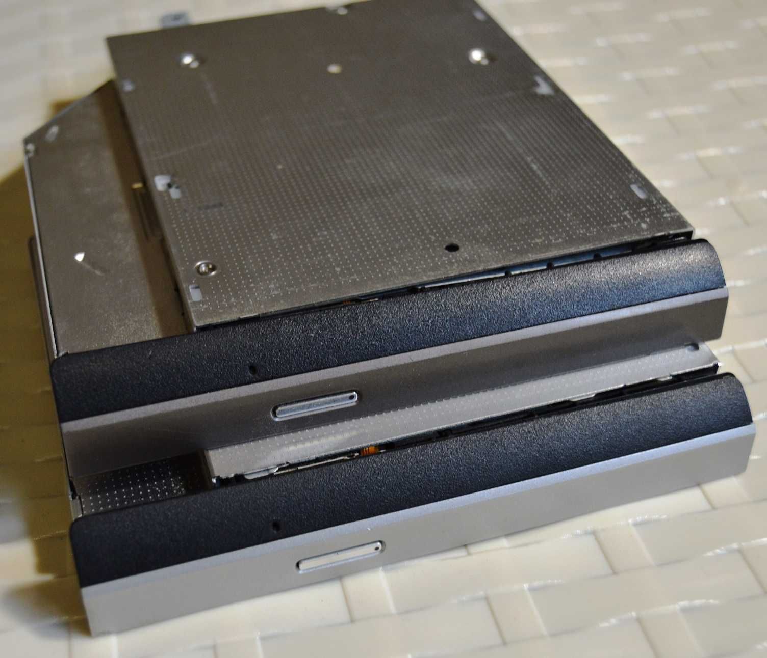 Комплектуючі з ноутбуків одної моделі HP G62 - f65SR та HP G62 - b50SR