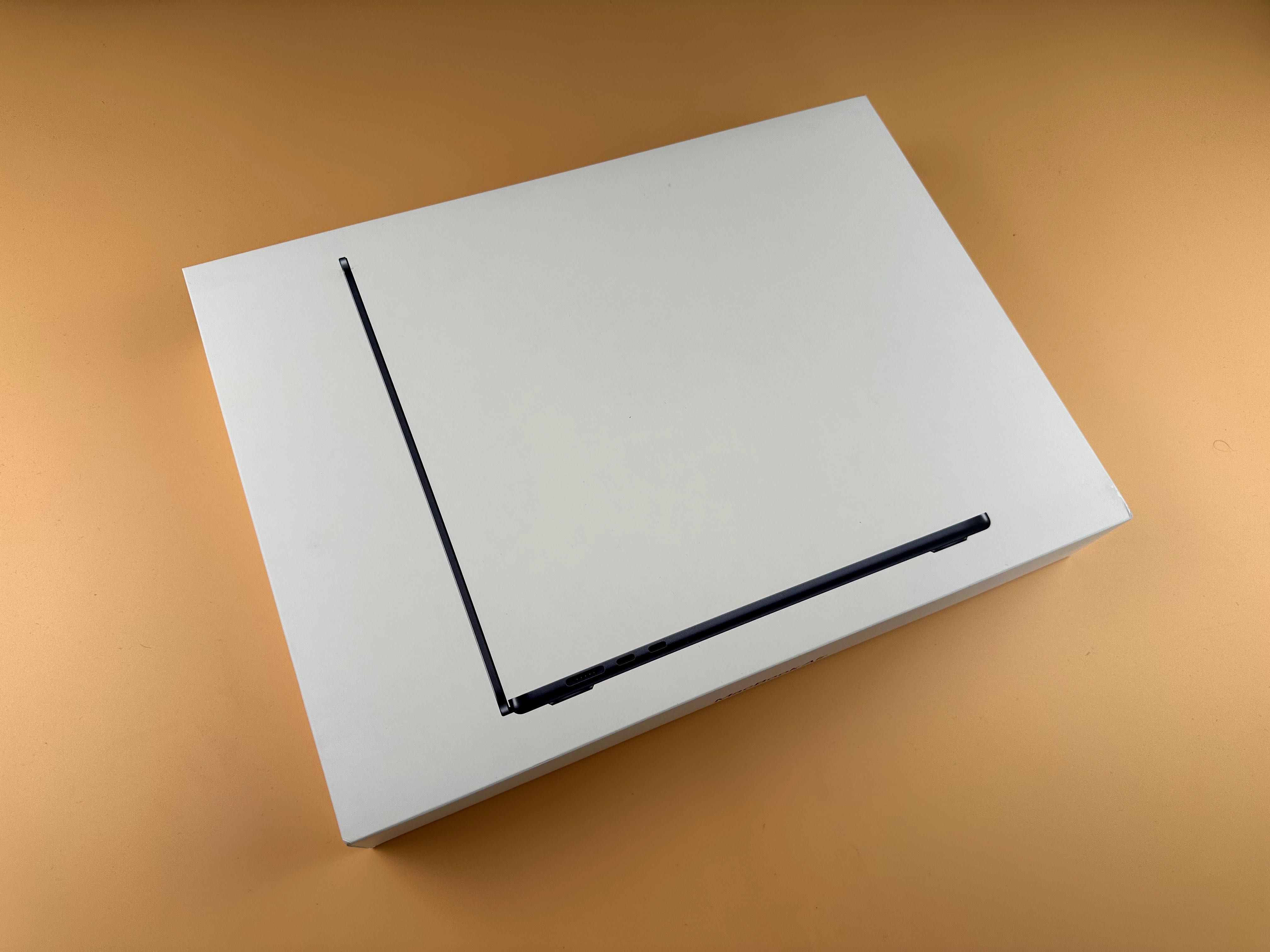 Apple MacBook Air 15-in. M3 2024 24gb/2Tb Midnight Custom новий запак