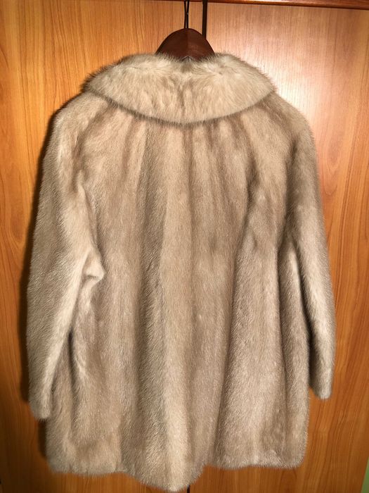 Piękne Naturalne Futro z Norek Ecru Kurtka Zimowa Luksusowa Kożuch