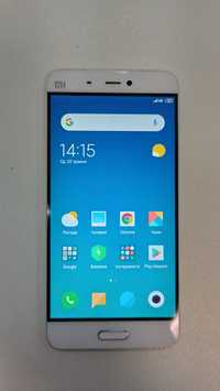 Телефон Xiaomi Mi5 3/32 GB ПІД РЕМОНТ