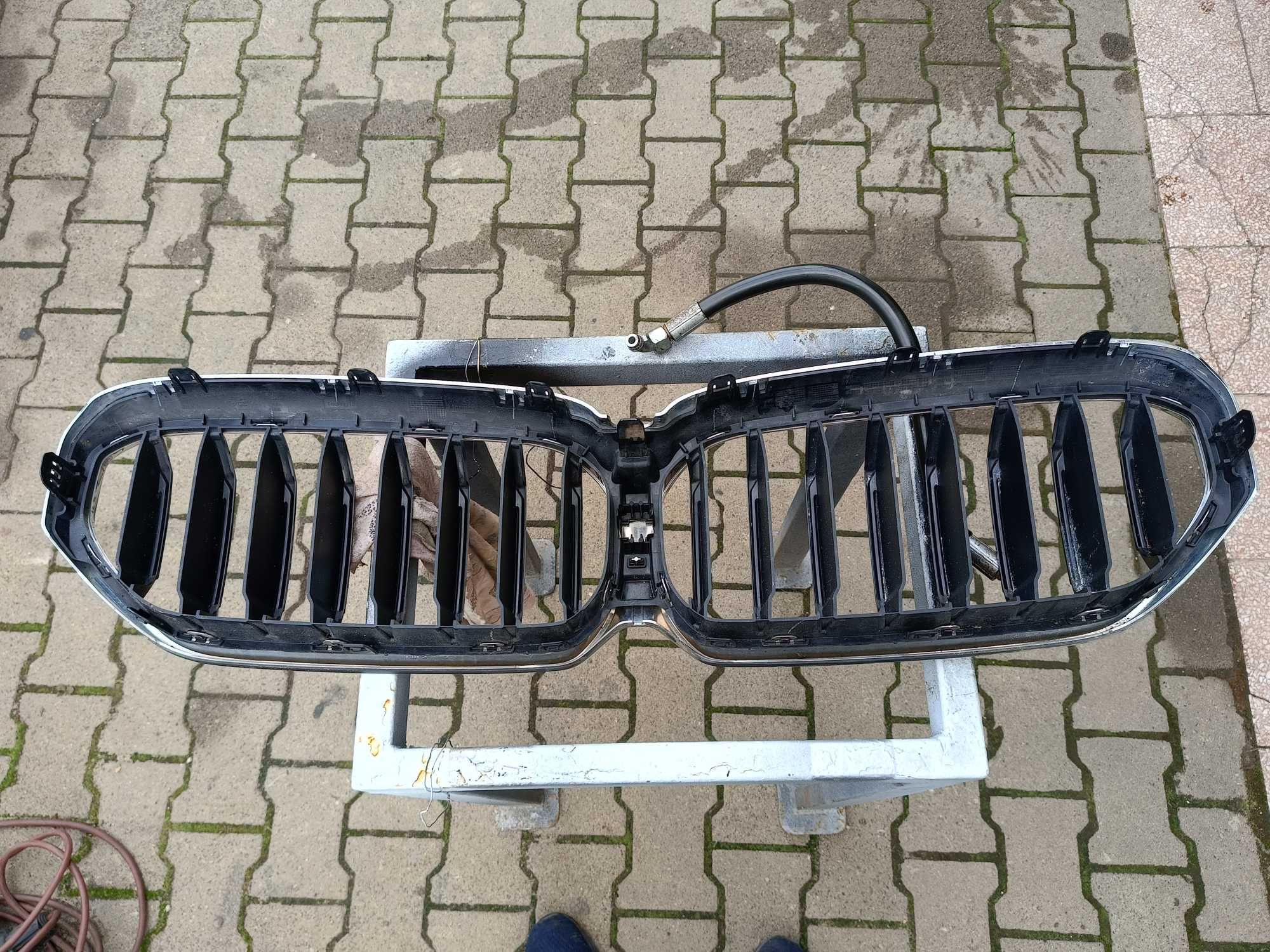 Atrapa chłodnicy grill BMW G30/G31