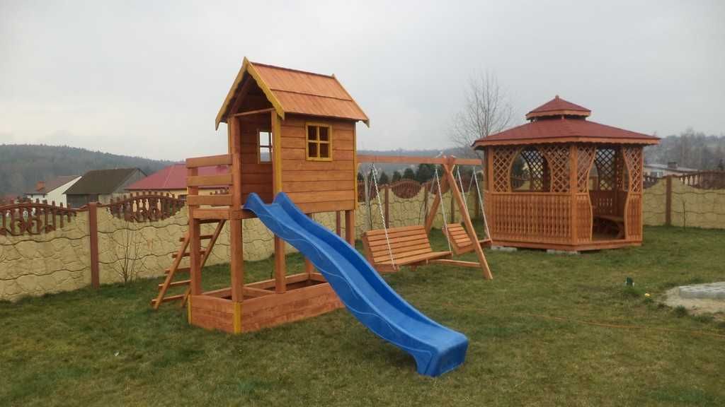 domek dla dzieci plac zabaw z 2 huśtawkami  zjeżdżalnią i drabinką