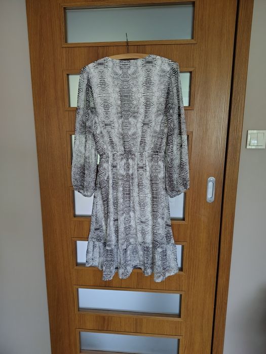 Sukienka Reserved rozmiar 36