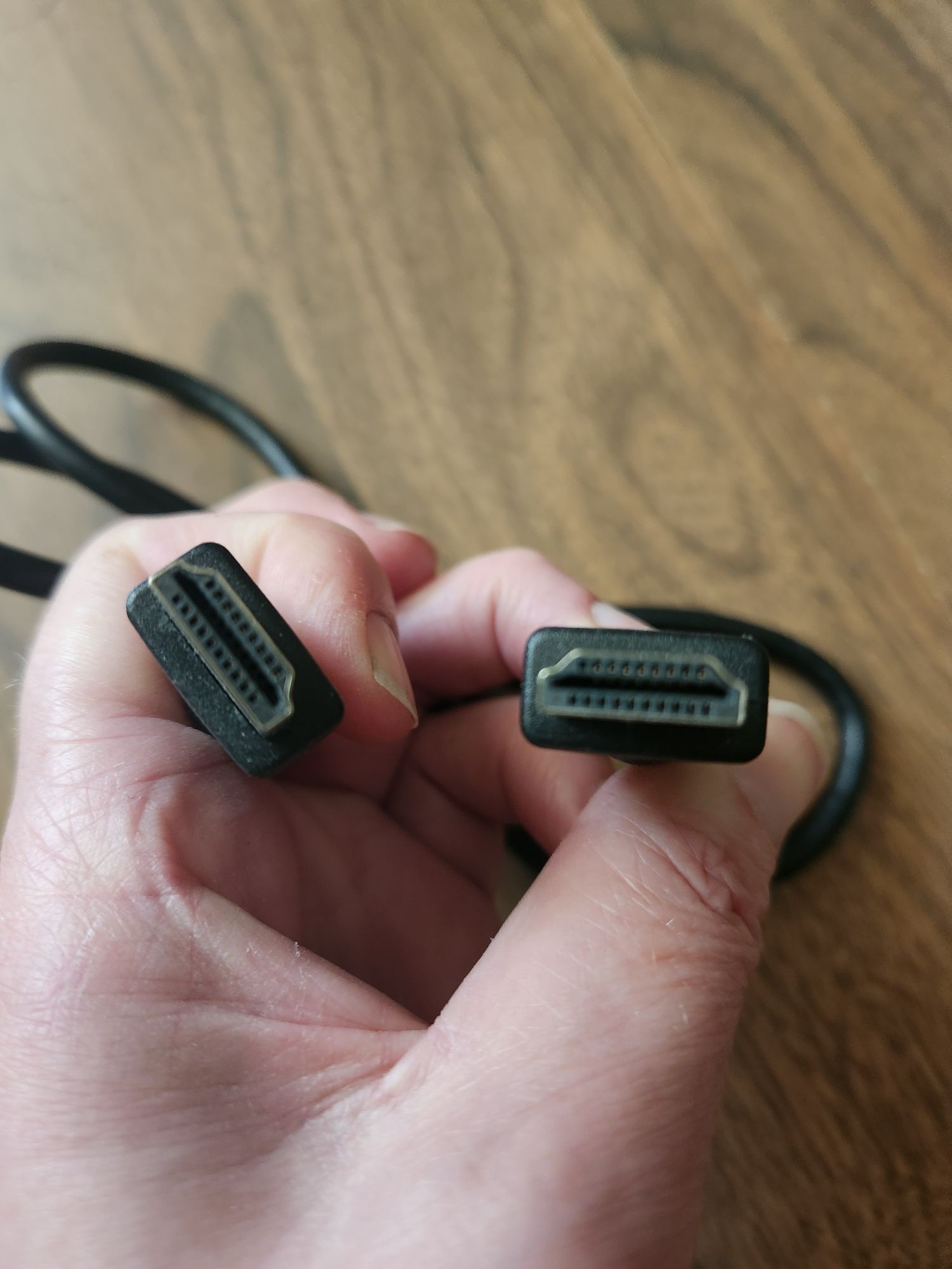 Кабелі HDMI для монітору, роутеру