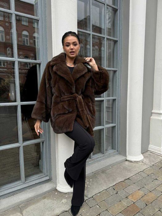 Szuba z naturalnego futra norki.