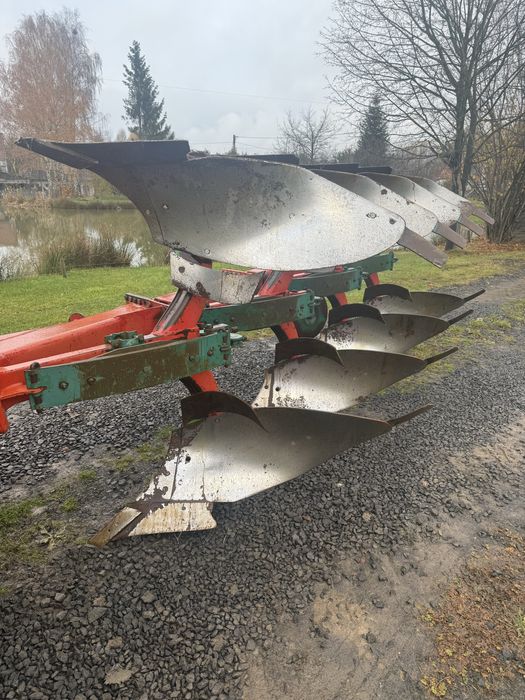 Pług Kverneland 4 obrotowy