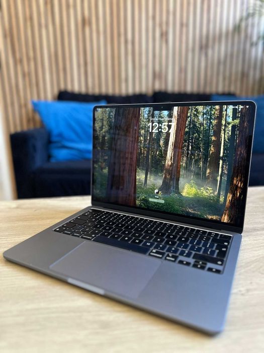 Macbook Air 13" M2 8-CPU 8-GPU 22 256GB | Gwarancja 12 miesięcy Raty0%