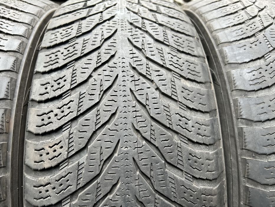 Резина зима 205/55 R 16 Nokian комплект