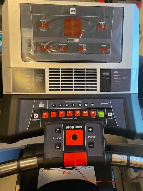 Bieżnia Treningowa F9R Dual G6520N BH Fitness