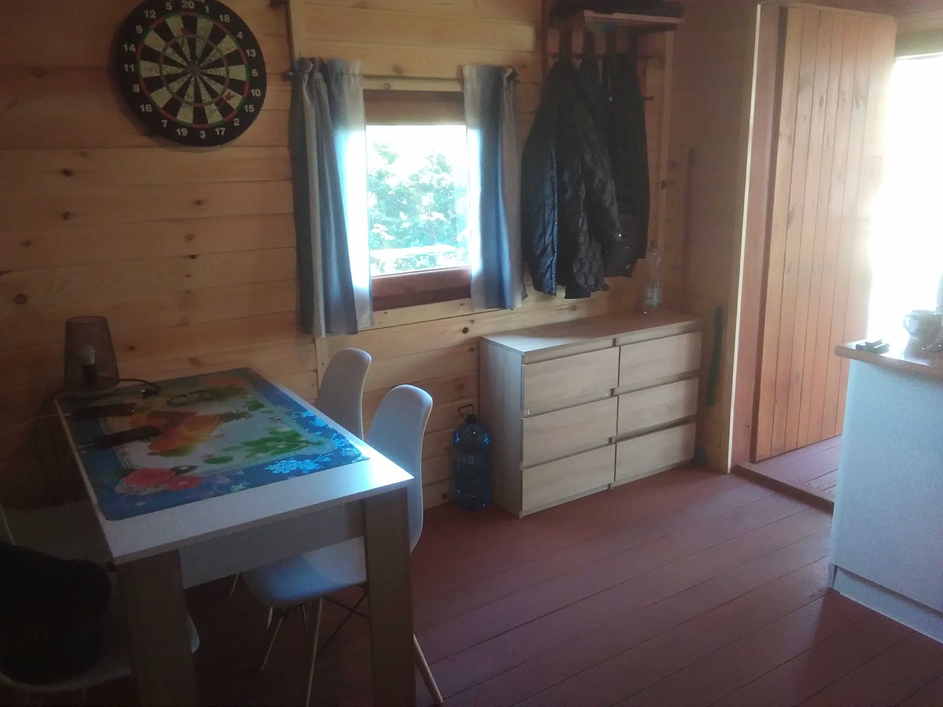 Domek nad zalewem, ogrodzona działka 1100m2.