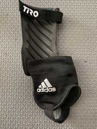 Ochraniacze pilkarskie adidas