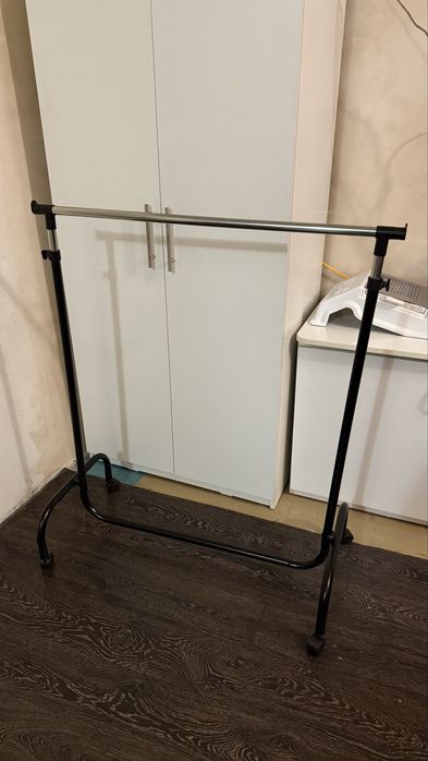 Вешалка напольная