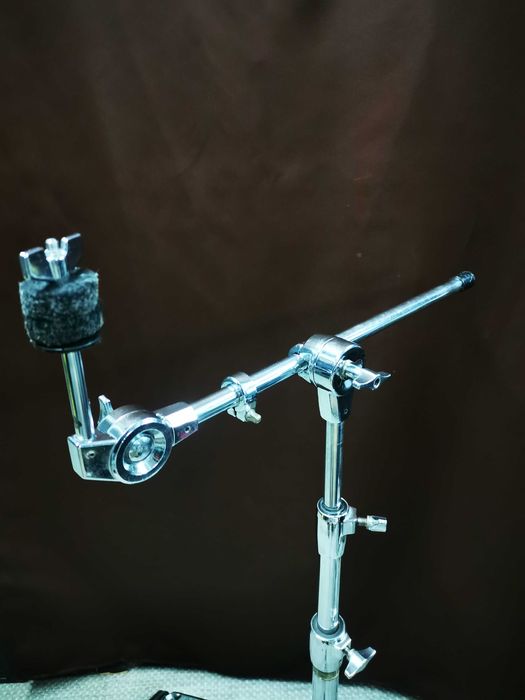 Statyw łamany PEARL na talerz perkusyjny hardware