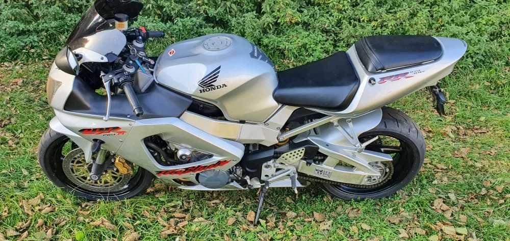 cbr 900rr fireblade  stan bdb cbr 600 możliwe raty