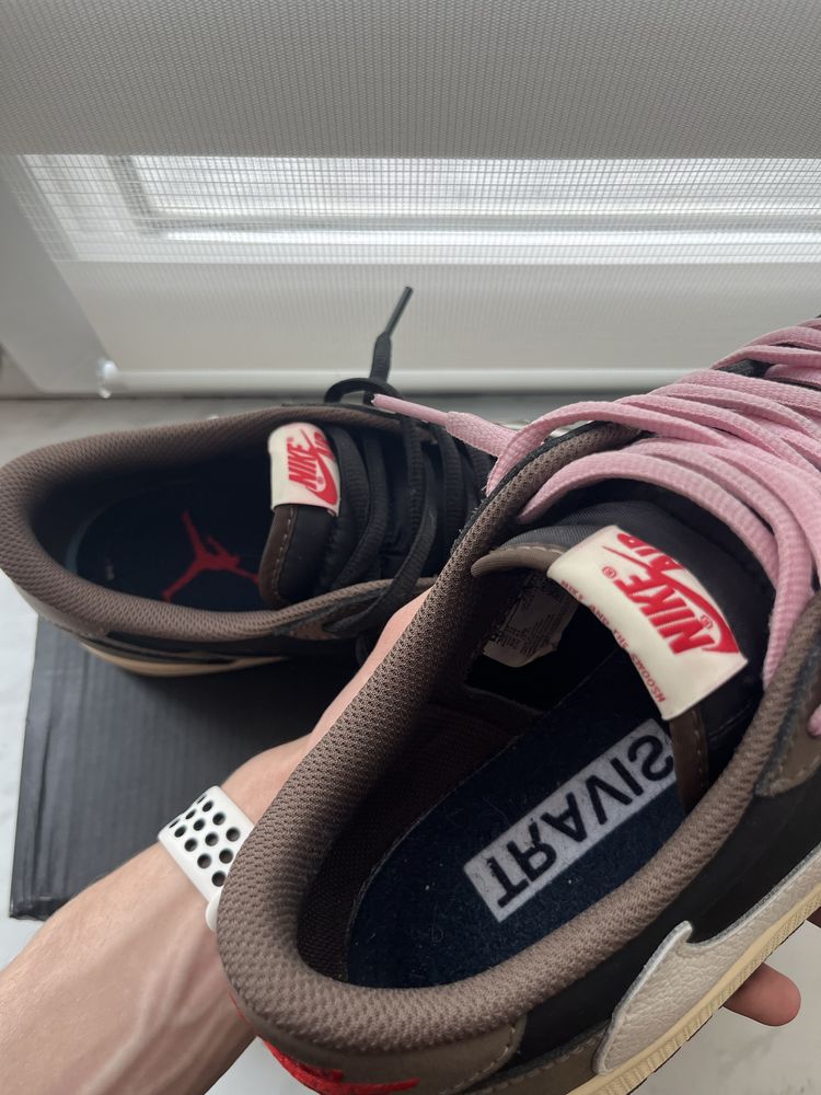 Nike air jordan 1 x Traviss Scott