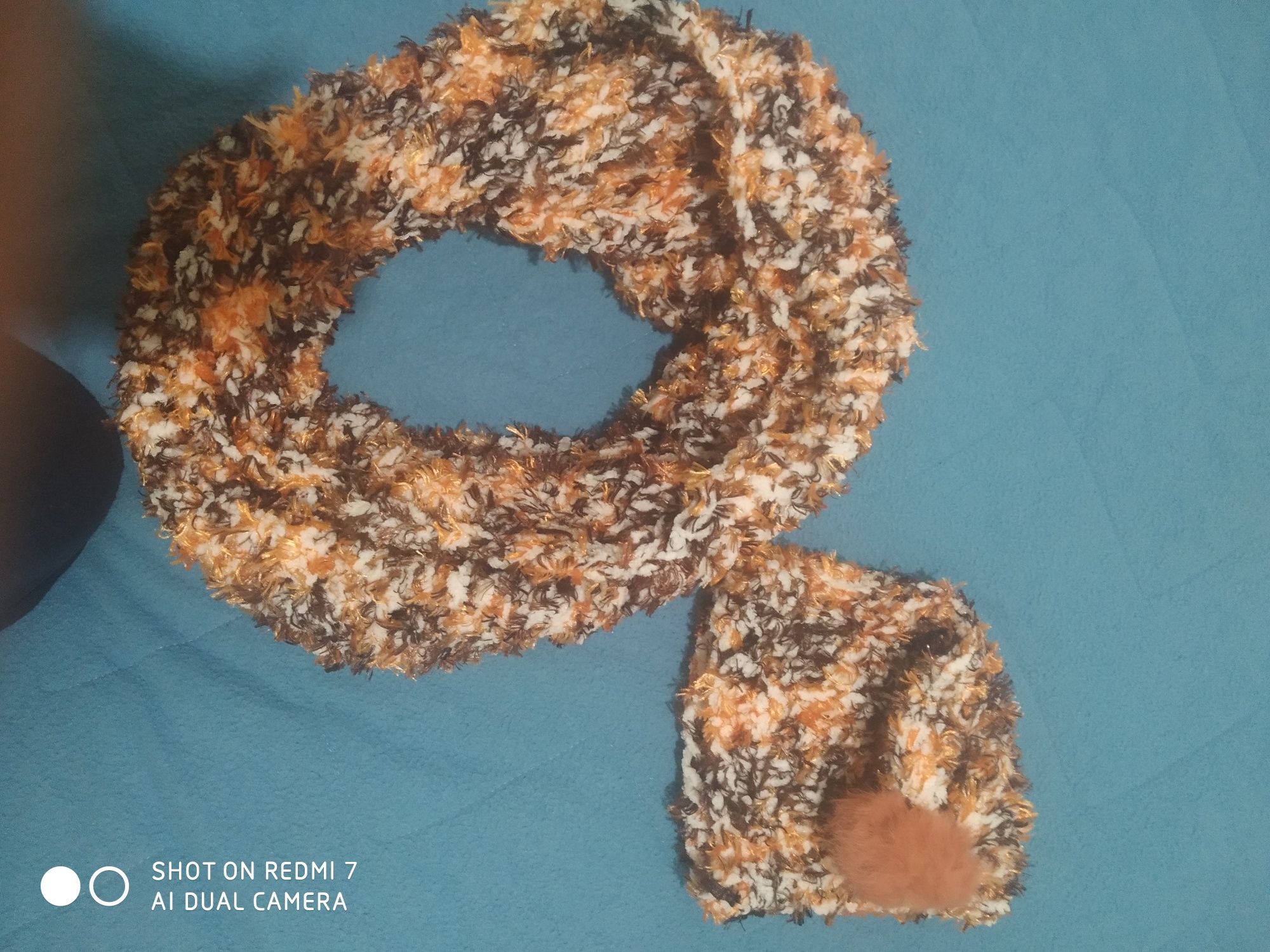 Conjunto de gola e gorro