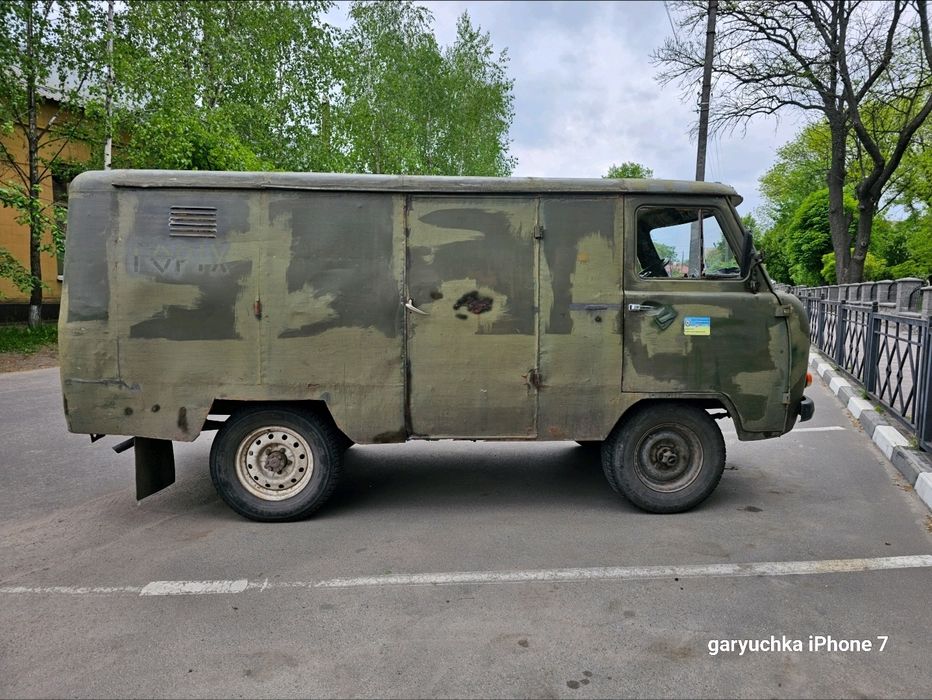 уаз буханка хакі