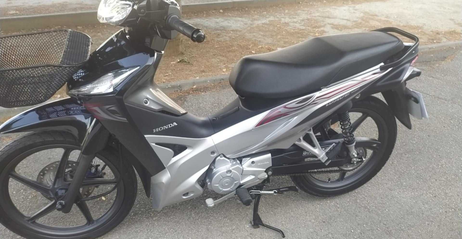 Scooter Honda Bizz Wave 110 cm3.Igual a nova (1000kms)