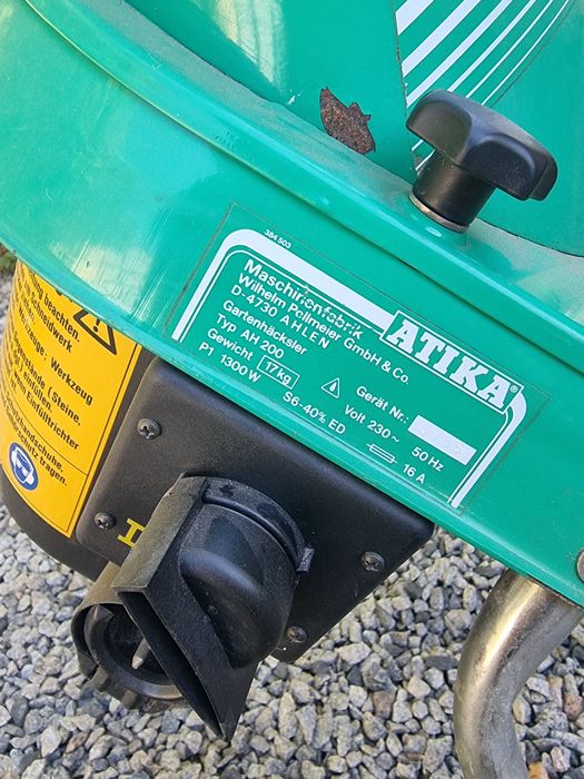 Щепоріз, подрібнювач гілок садовий / щепорез, измельчитель веток