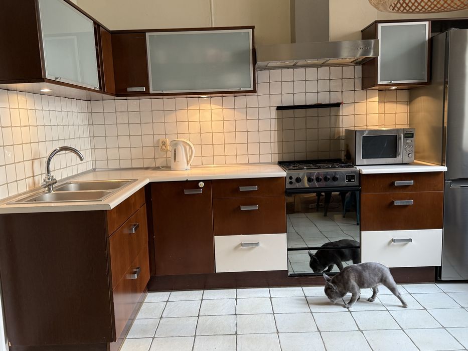 REZERWACJA PILNIE  ZA DARMO meble kuchenne fornir drewniany plus okap