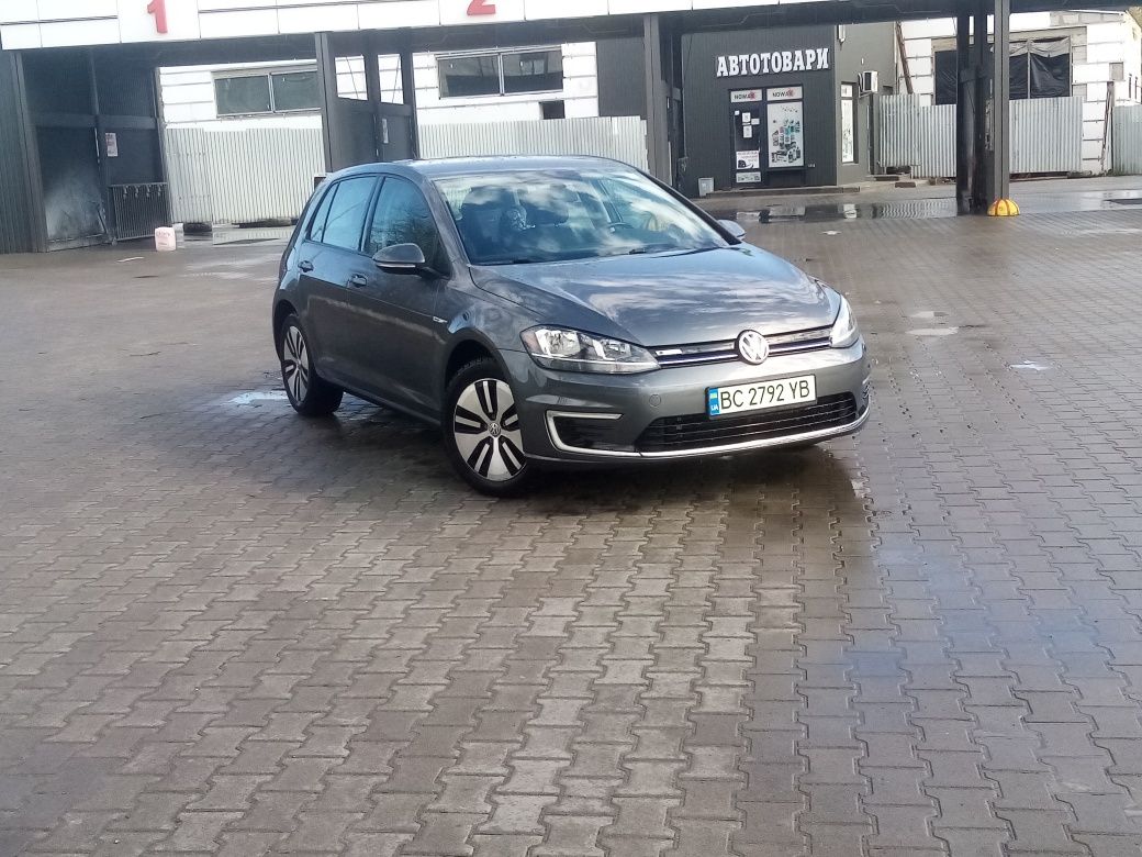 Продаж, 35,8кВт.Volkswagen E-GOLF 2018  VII