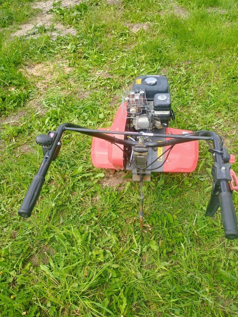 Glebogryzarka spalinowa Honda