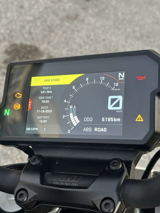 KTM 390 Duke 2022 / 5200 km / Como nova