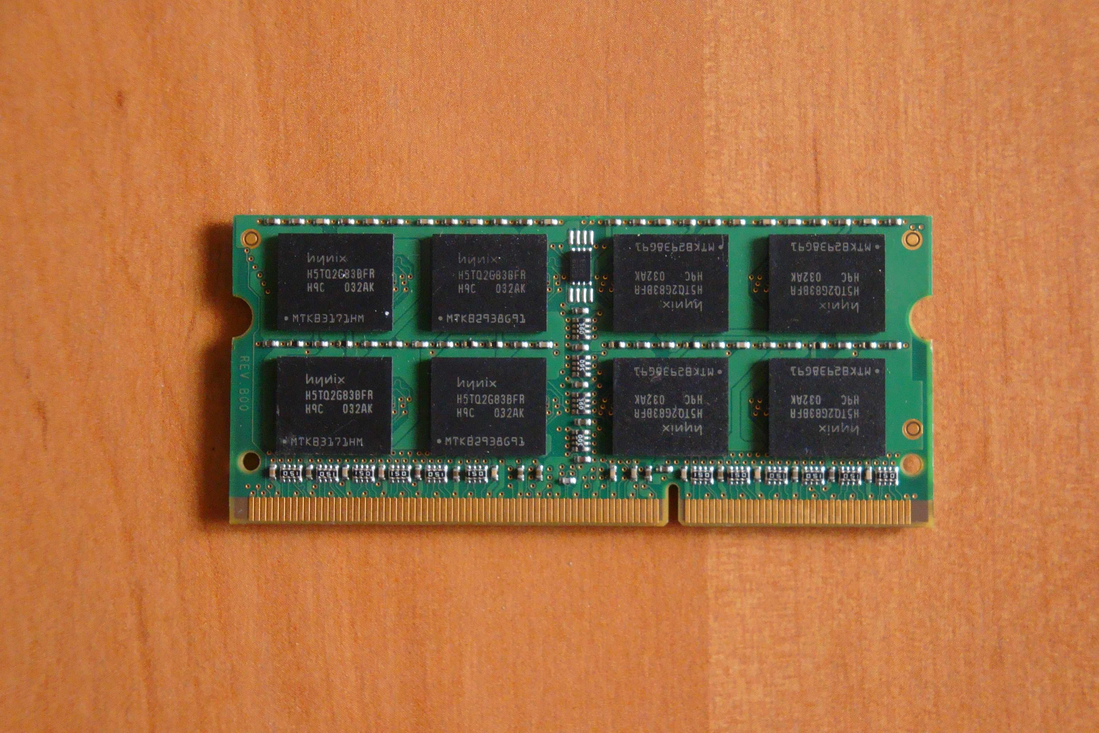 Модуль памяти для ноутбука DDR3 1333MHz Kingston KTA-MB1333 4GB.