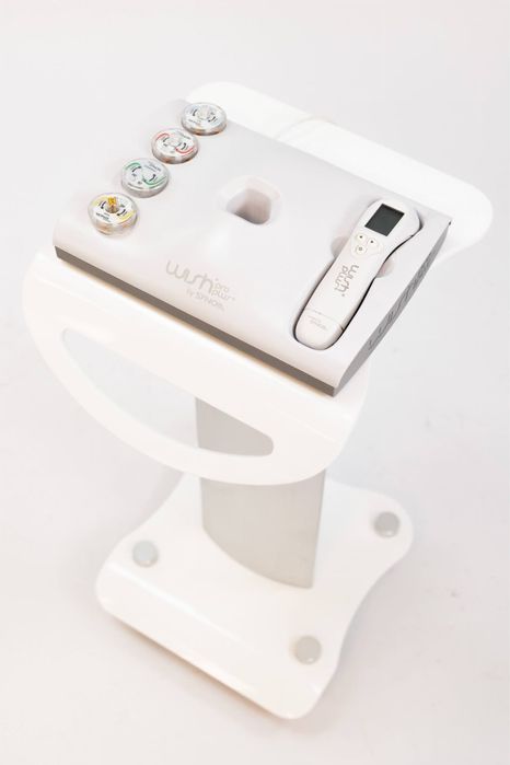 4 urządzenia kosmetologiczne Magnifico, kriolipoliza lipolaser