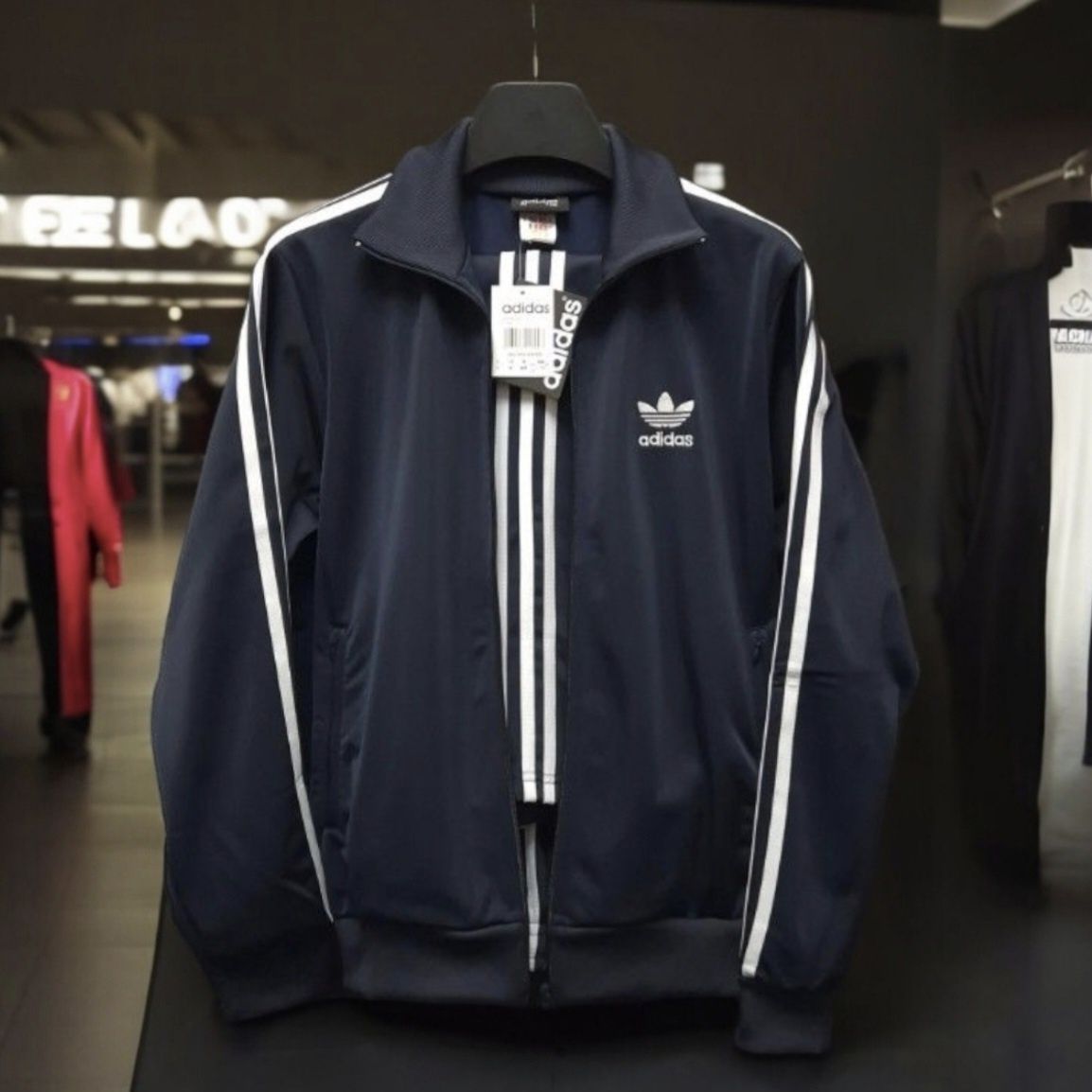 Спортивний костюм Adidas 80-90 ті, Еластик,  великого розміру.