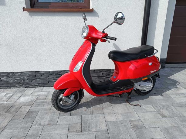 Skuter Piaggio Vespa LX 50 2T 2007 rok z Austrii.