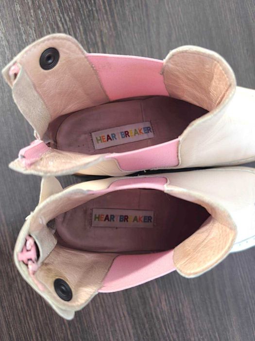 Шкіряні бежеві чоботи челсі з рожевими вставками, 40 розмір, italy