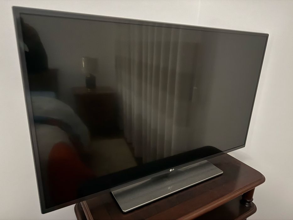 Smart TV LG 42" Cinema 3D