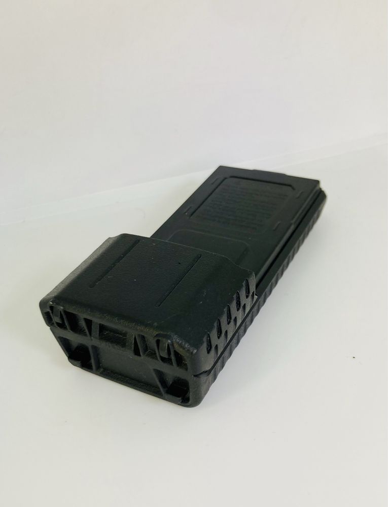 Adapter /koszyk baterii Baofeng UV-5R , na baterie 6xAA