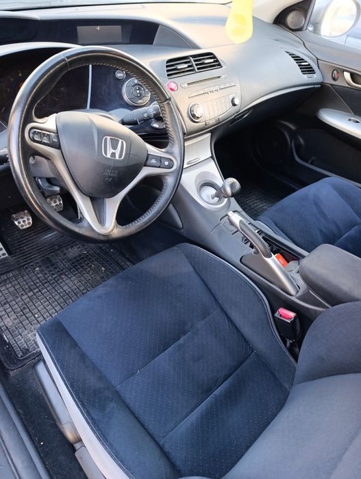 Honda Civic 1.4 impecável