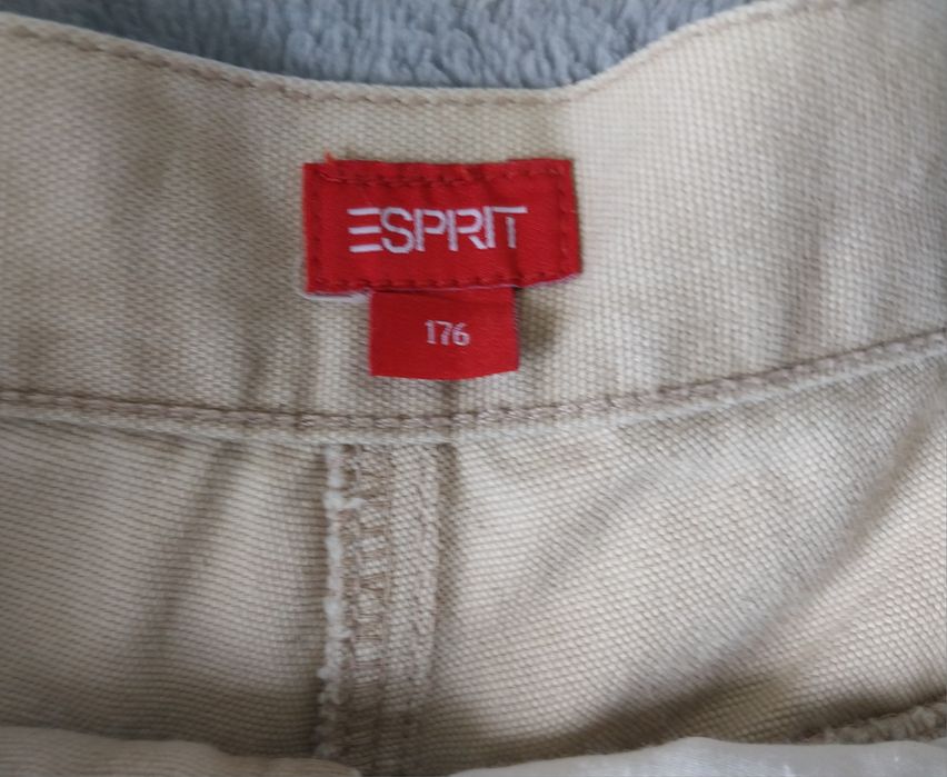 Бежевые широкие джинсы