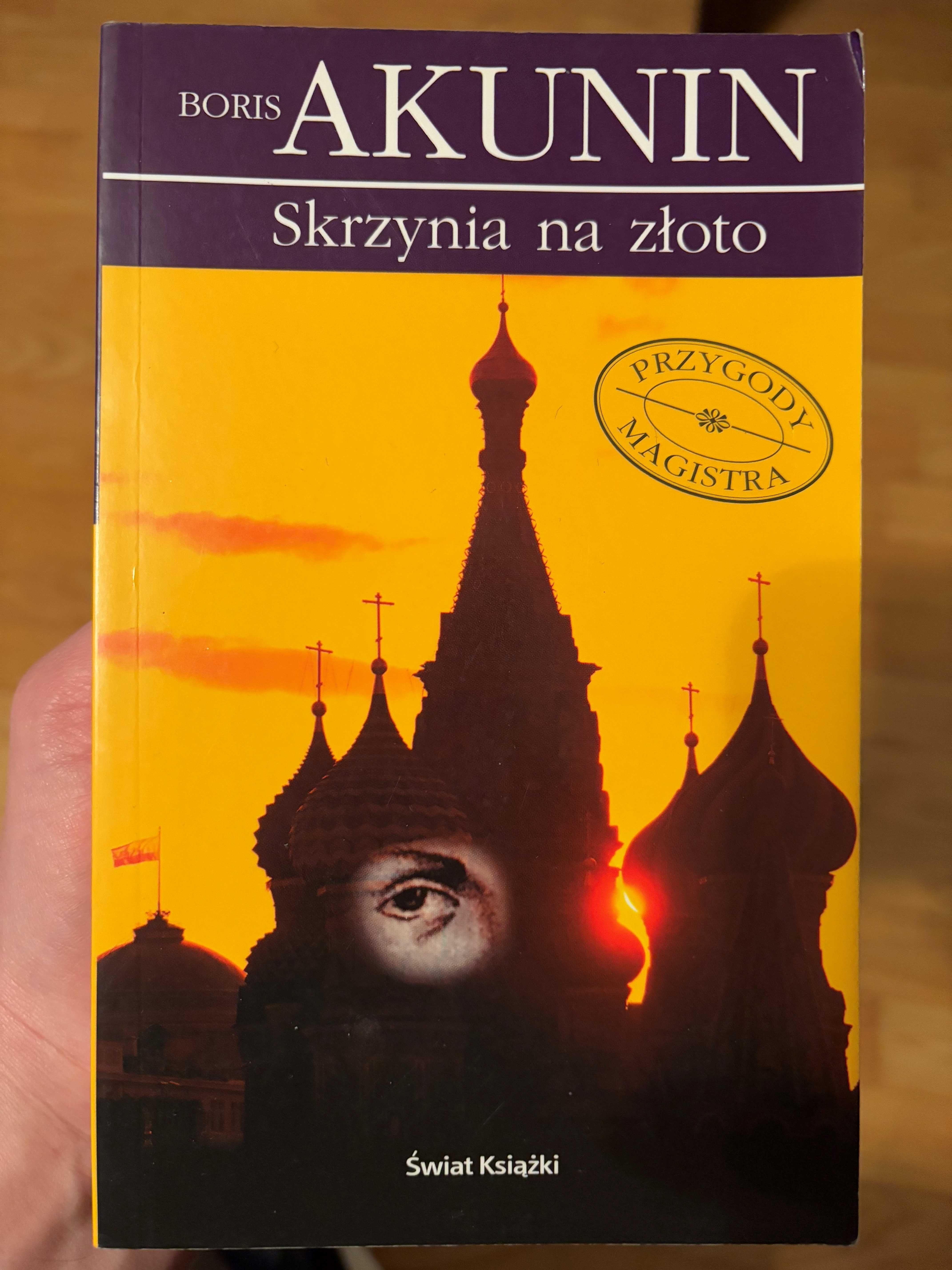 Boris Akunin "Skrzynia na złoto"