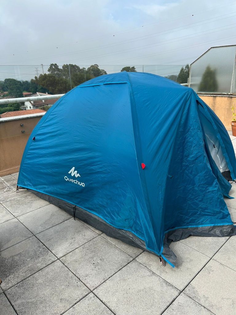 Tenda Quéchua 3 pessoas (nova)