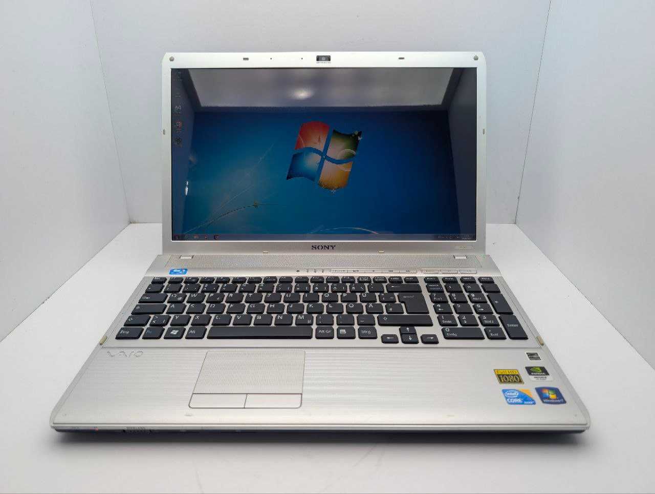 SONY VPCF1 Intel i5-560M Ram:8gb HDD:500Gb nVIDIA 425M 1gb 16.2' FHD