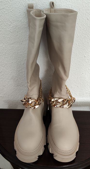 Bota de cano alto polipele NOVAS EM CAIXA