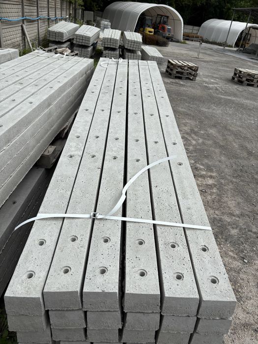 Słupki Betonowe do rusztowań sadowniczych 3,5m