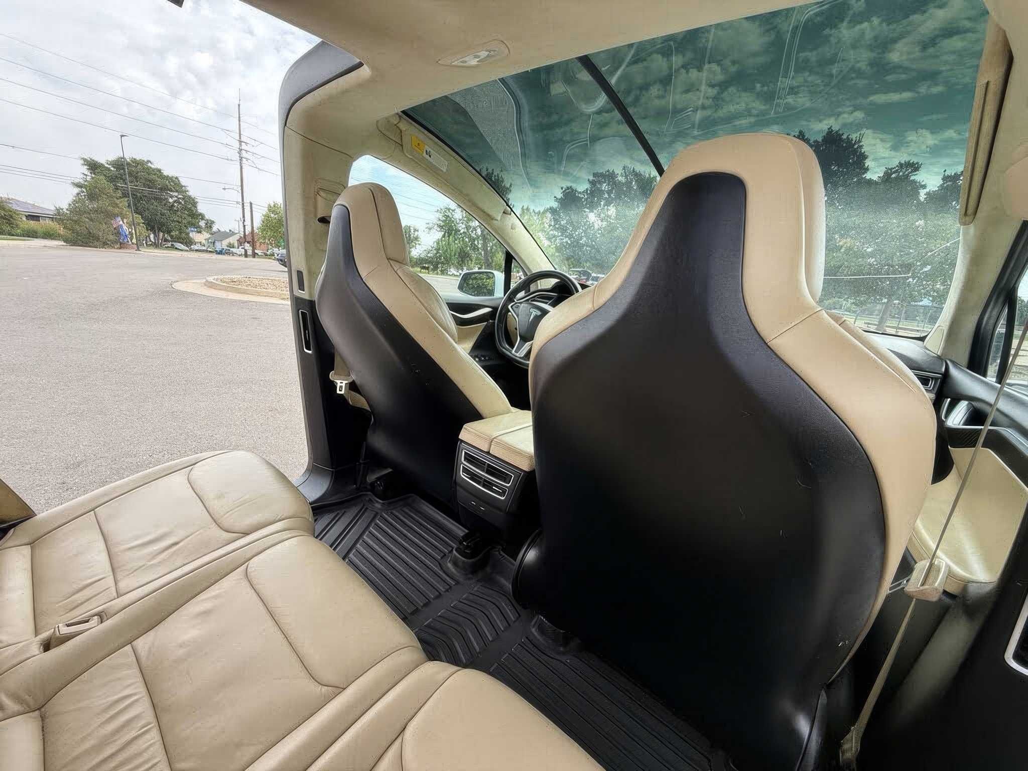 Tesla Model X 2017