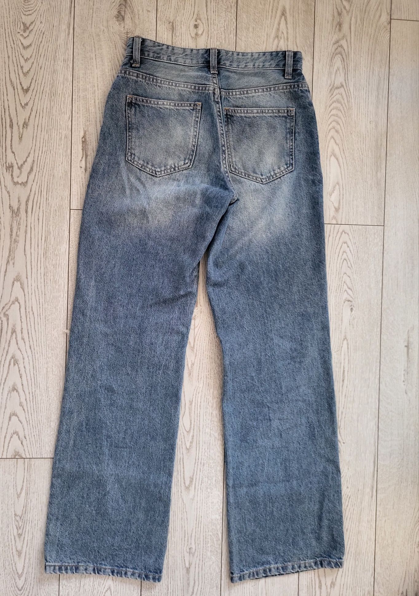 Jeansy BERSHKA wide leg z dziurami rozm.34  Idealne